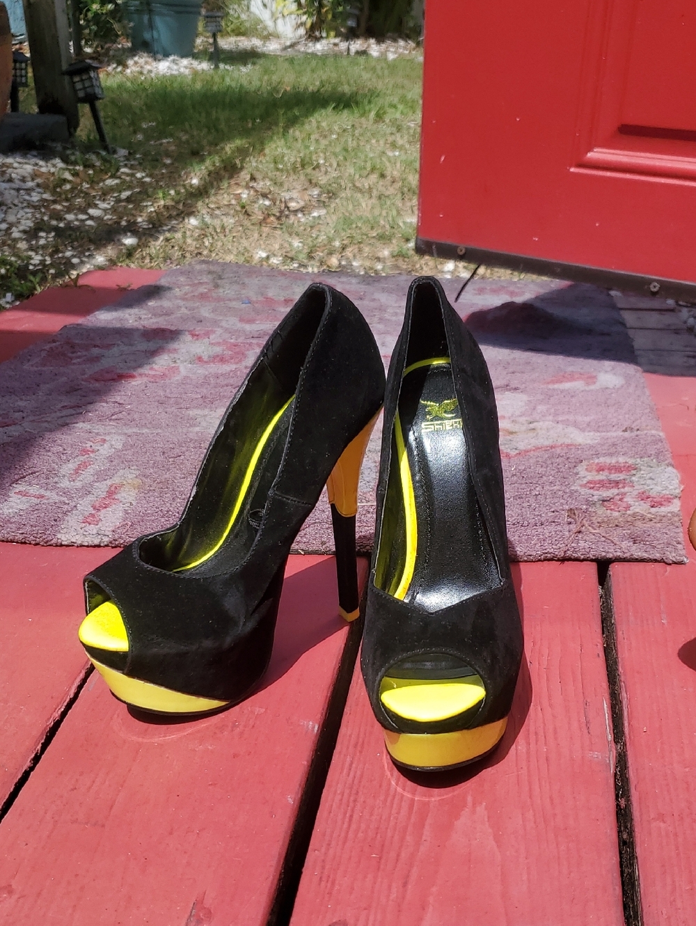 Black and Yellow Suede Peep-Toe Platform Heels, Brand New Displays.